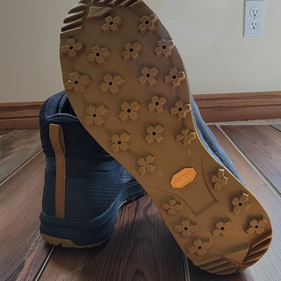 Men's Vasque Breeze Waterproof Boots/Hikers - Picture 8 of 9